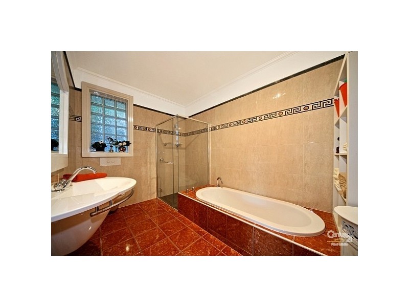 3 Logan Avenue, Ormond VIC 3204