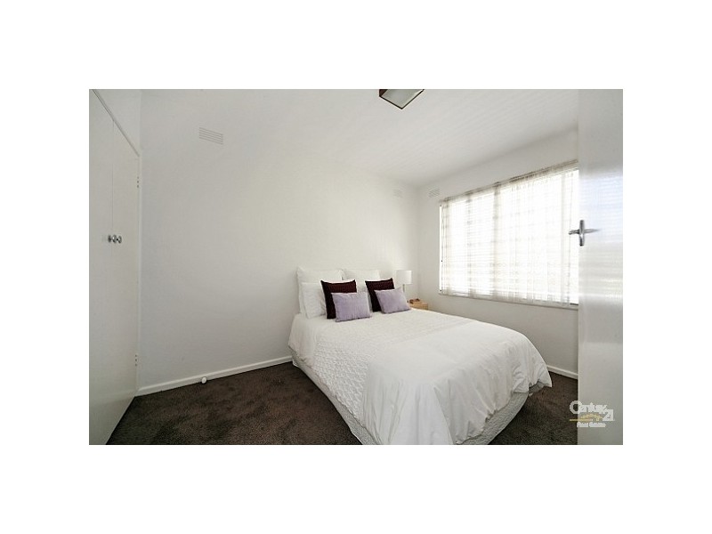 1/1 Newman Avenue, Carnegie VIC 3163