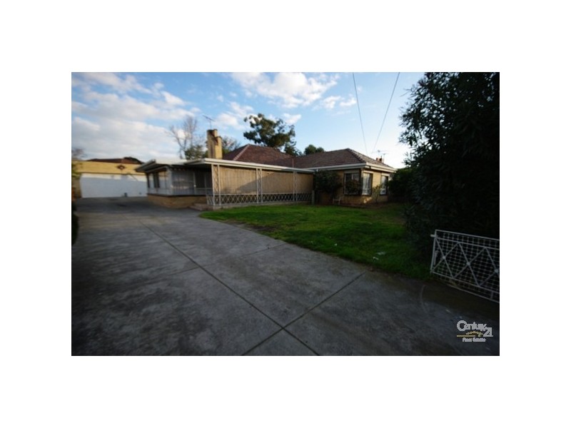 858 Centre Road, Bentleigh East VIC 3165