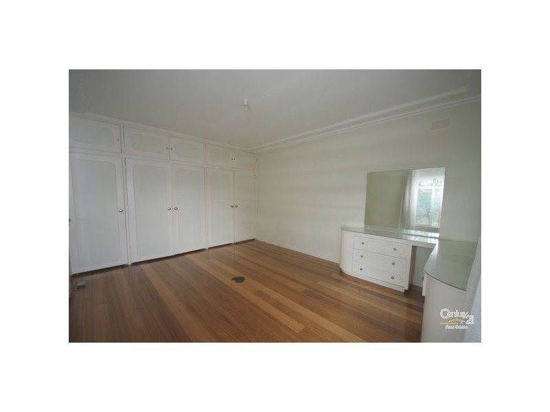 4 Montgomery Street, Brighton East VIC 3187