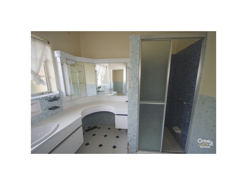 4 Montgomery Street, Brighton East VIC 3187