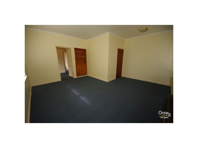 8 Neville Street, Bentleigh East VIC 3165