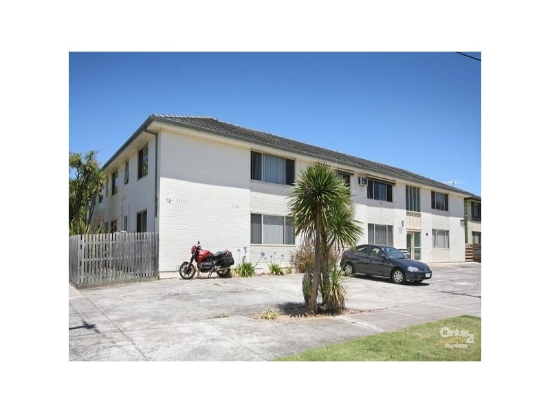 9/12 Brentwood Street, Bentleigh VIC 3204