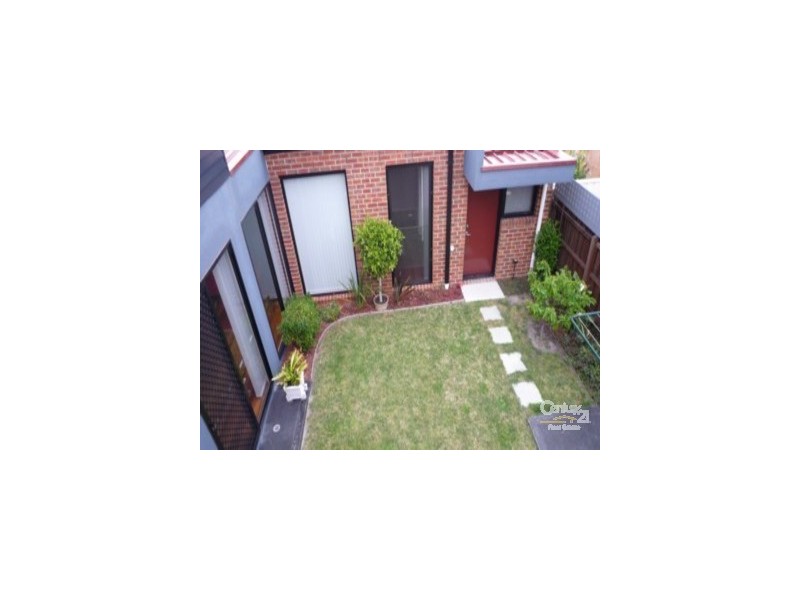 31 Gnarwyn Road, Carnegie VIC 3163