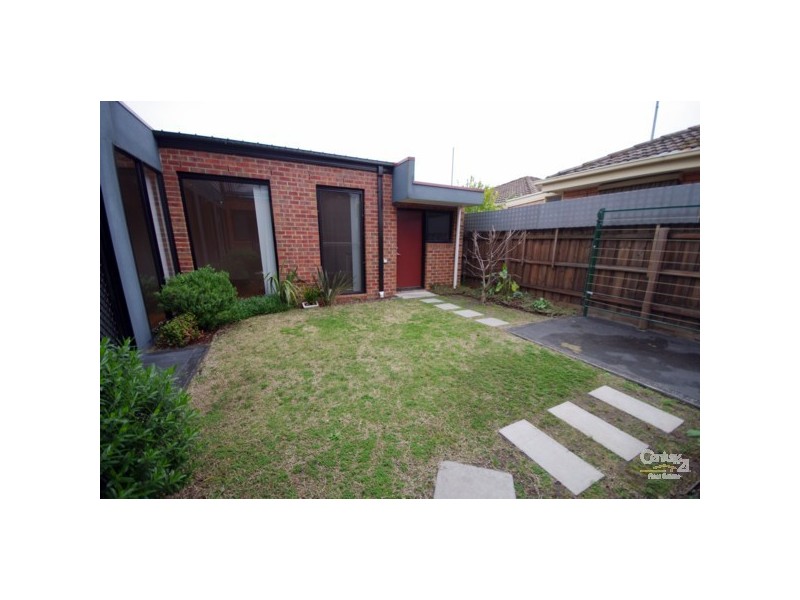 31 Gnarwyn Road, Carnegie VIC 3163