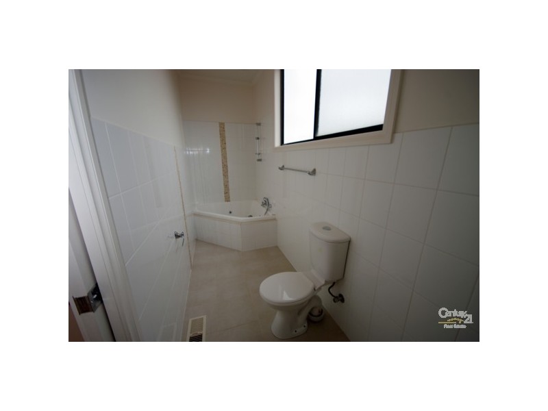 31 Gnarwyn Road, Carnegie VIC 3163