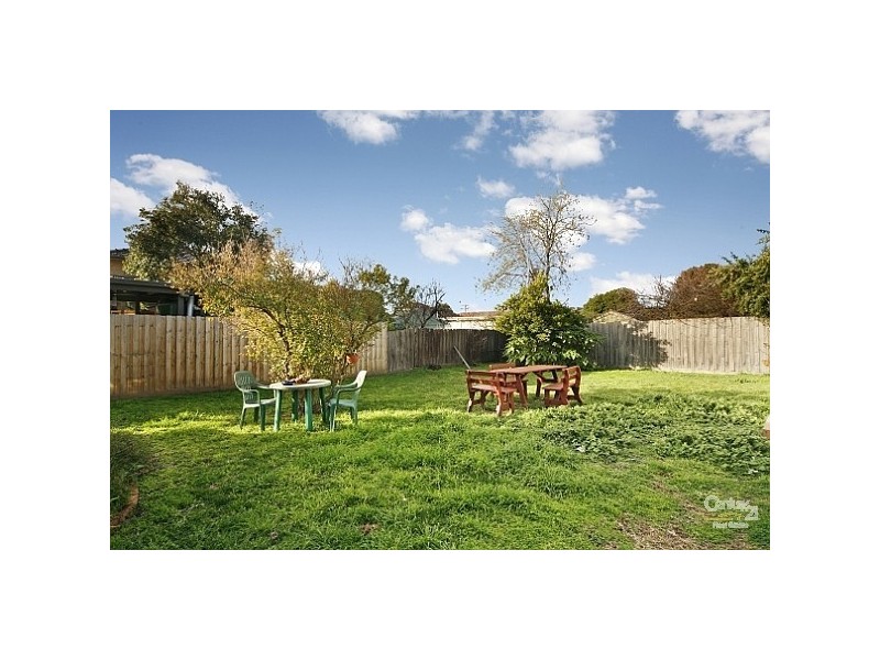 8 Montreal Street, Bentleigh VIC 3204