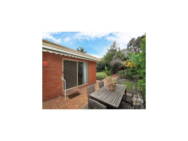 10 Victoria Street, Parkdale VIC 3195
