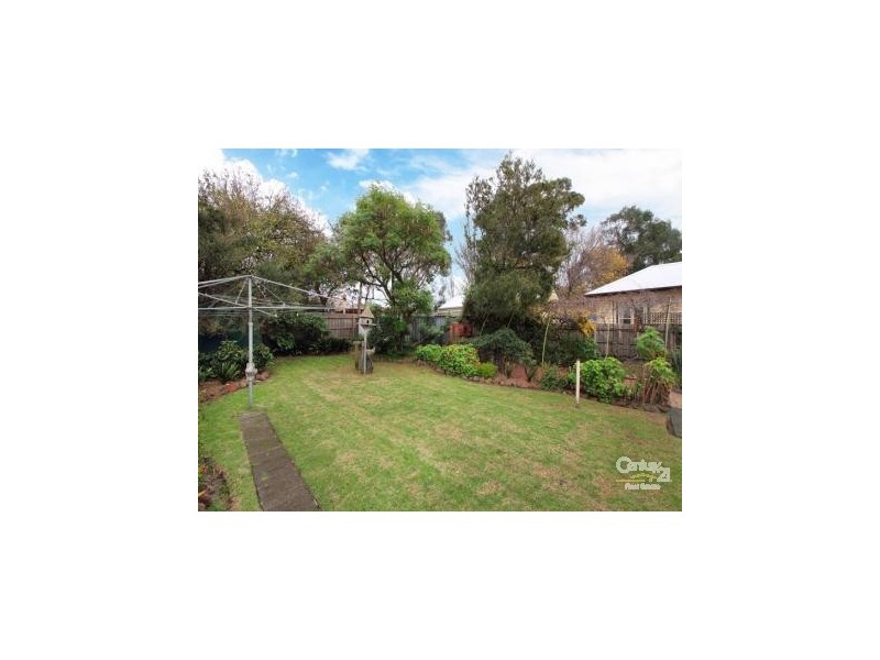 10 Victoria Street, Parkdale VIC 3195