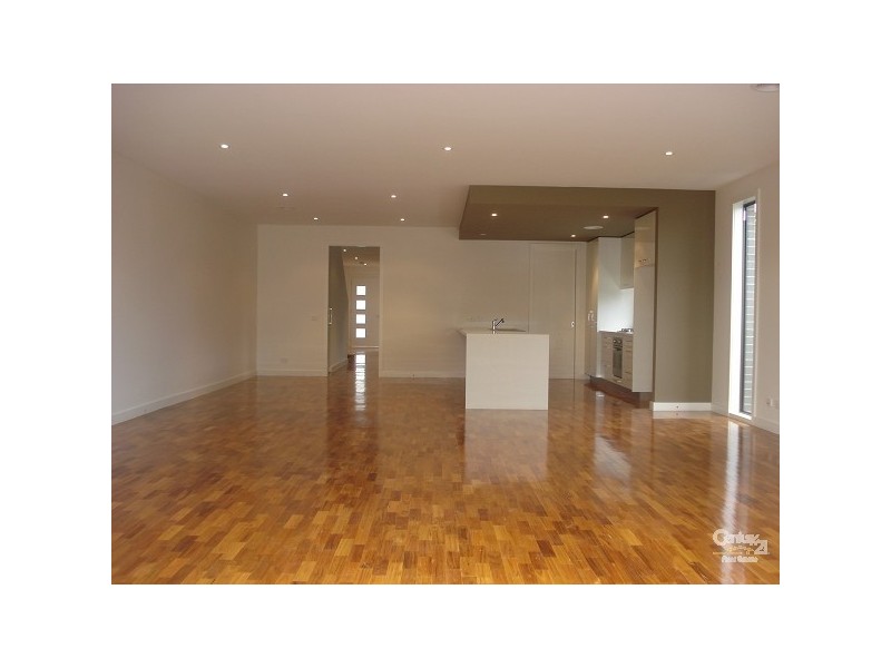 1&2/13 Elizabeth Street, Bentleigh East VIC 3165