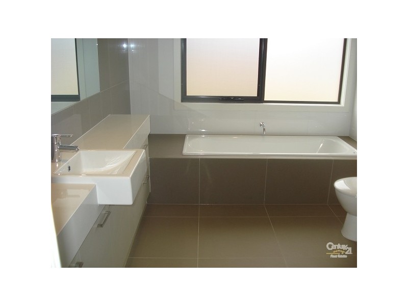 1&2/13 Elizabeth Street, Bentleigh East VIC 3165