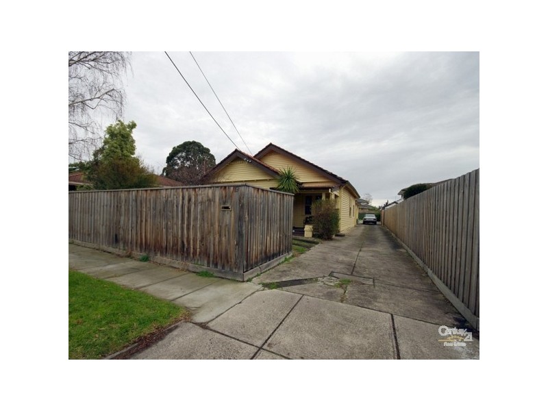 19 Melton Avenue, Carnegie VIC 3163