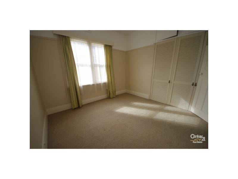 19 Melton Avenue, Carnegie VIC 3163
