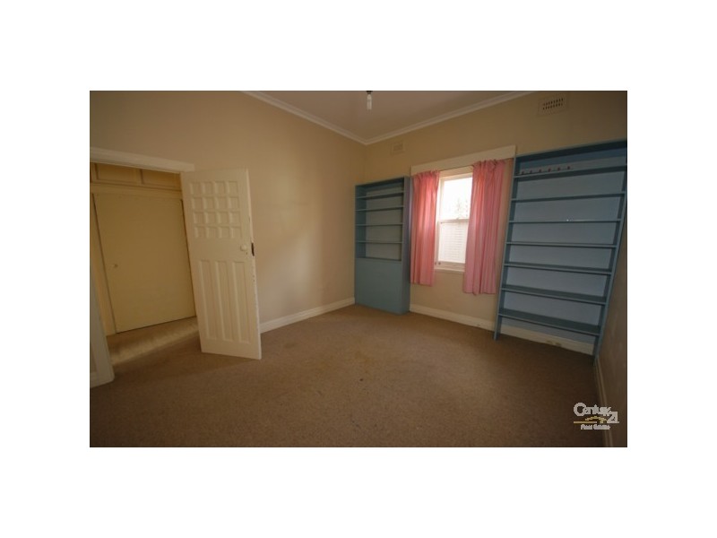 19 Melton Avenue, Carnegie VIC 3163