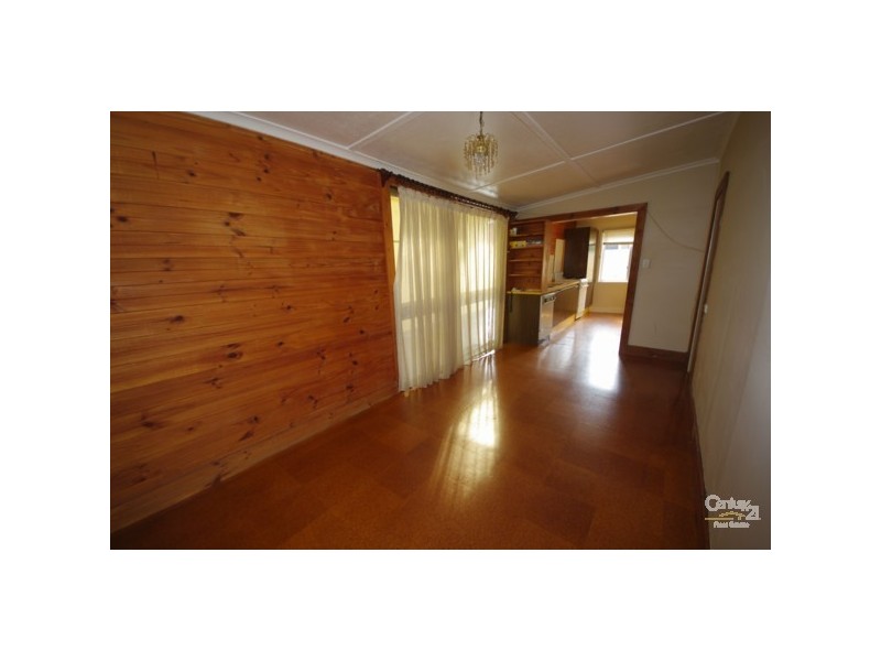 19 Melton Avenue, Carnegie VIC 3163