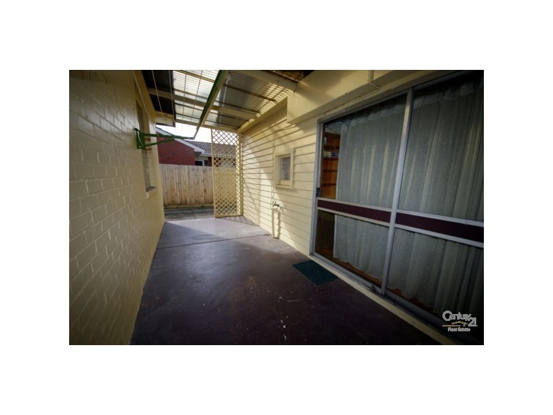 19 Melton Avenue, Carnegie VIC 3163
