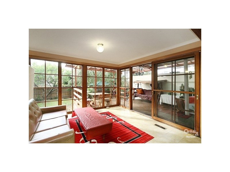 15 Hayes Street, Bentleigh VIC 3204