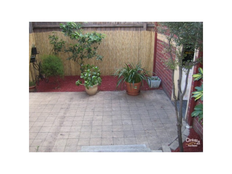 1/12 Bleazby Street, Bentleigh VIC 3204