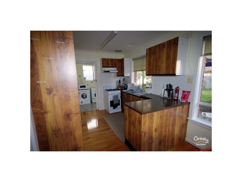 10 Willow Avenue, Cheltenham VIC 3192