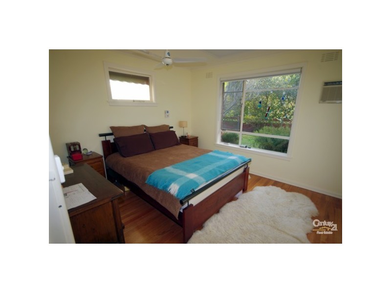 10 Willow Avenue, Cheltenham VIC 3192