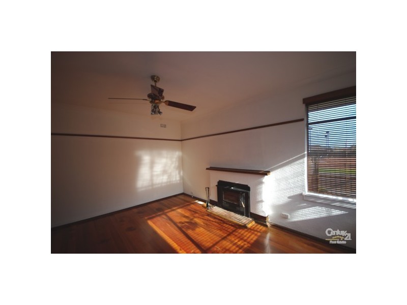 1/2 Riddle Street, Bentleigh VIC 3204