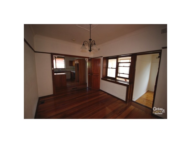 1/2 Riddle Street, Bentleigh VIC 3204