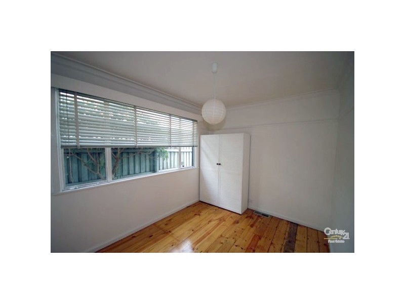 1/2 Riddle Street, Bentleigh VIC 3204