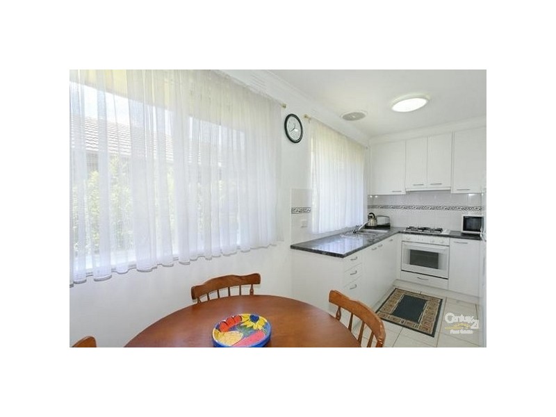 3/8 Brentwood Street, Bentleigh VIC 3204