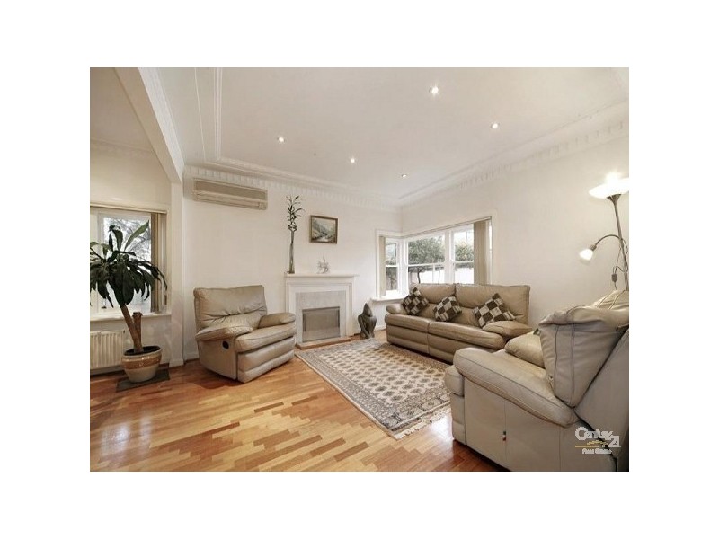 7 Wood Street, Bentleigh VIC 3204