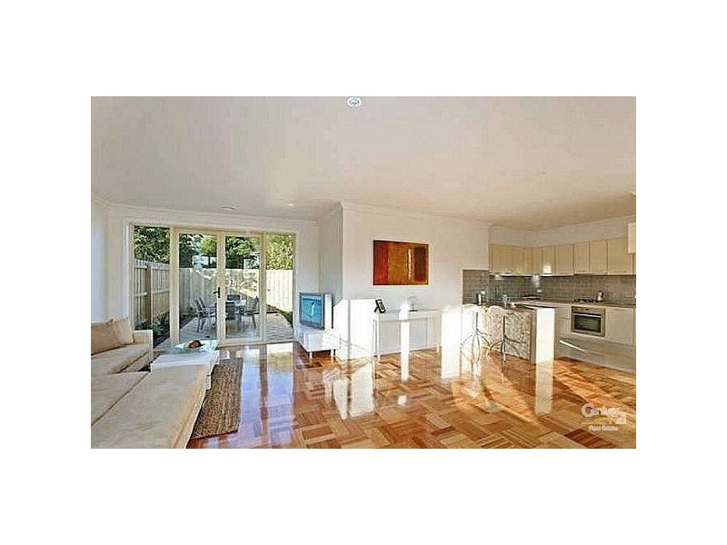 2/10 Norville Street, Bentleigh East VIC 3165