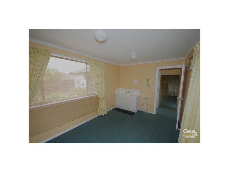 38 Royena Road, Moorabbin VIC 3189