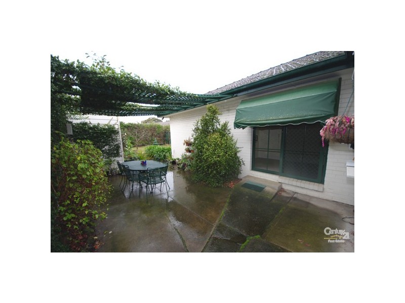 38 Royena Road, Moorabbin VIC 3189
