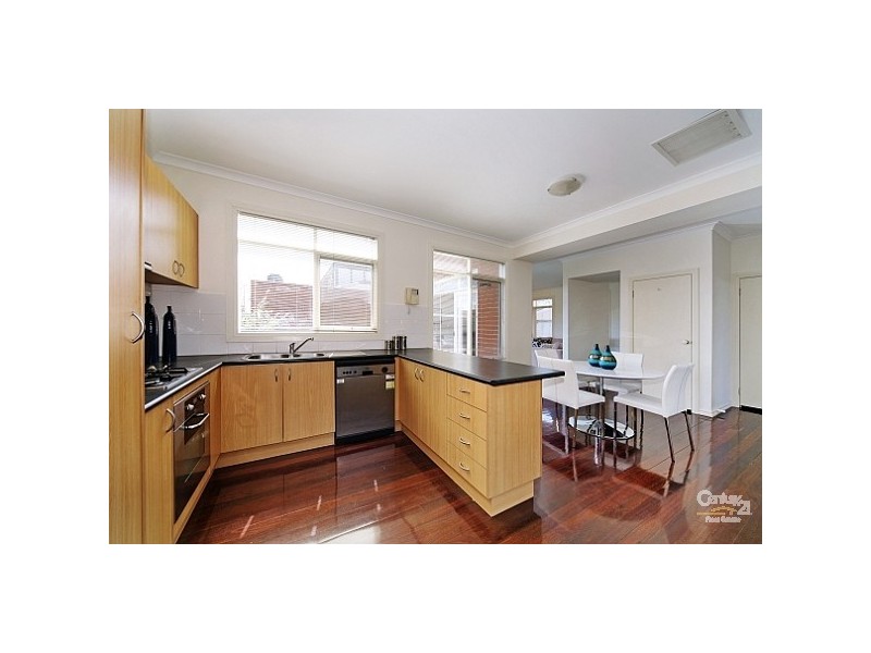 4/1108 Dandenong Road, Carnegie VIC 3163