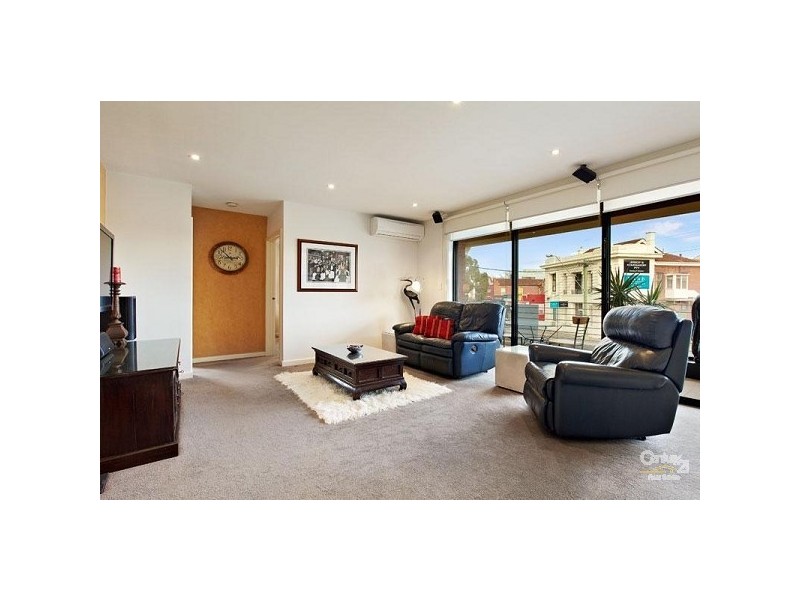 2/102 Broadway, Elwood VIC 3184