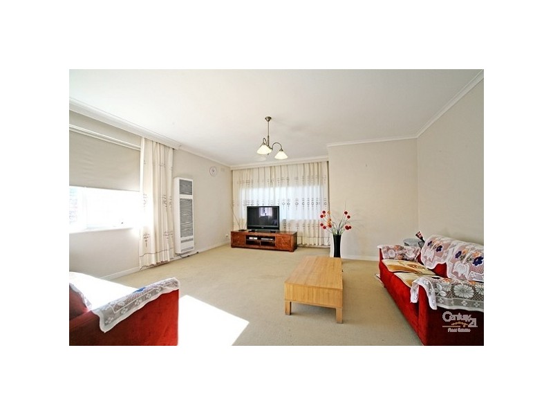 4/11 Glen Orme Avenue, Mckinnon VIC 3204