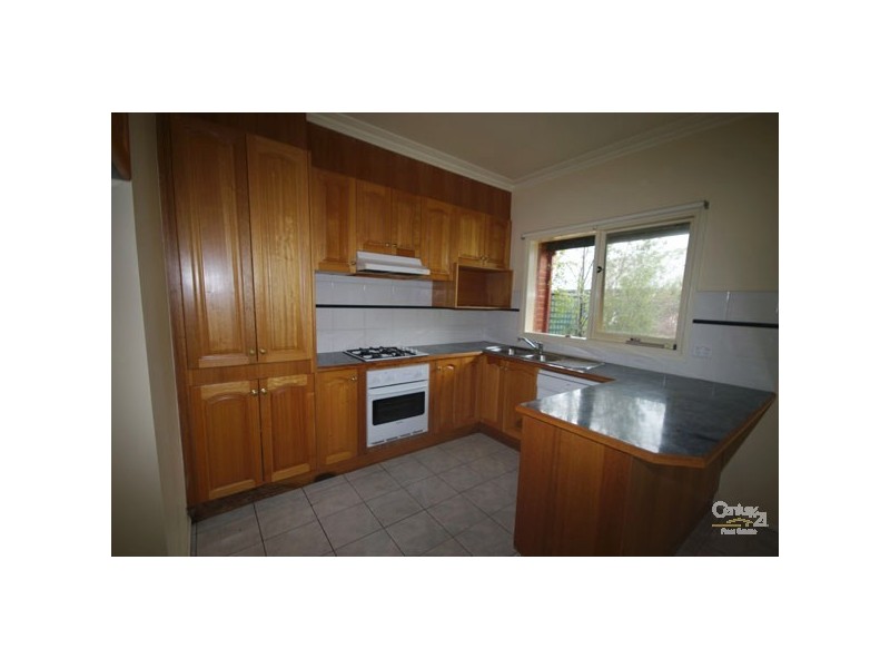 2/76 Wheatley Road, Mckinnon VIC 3204