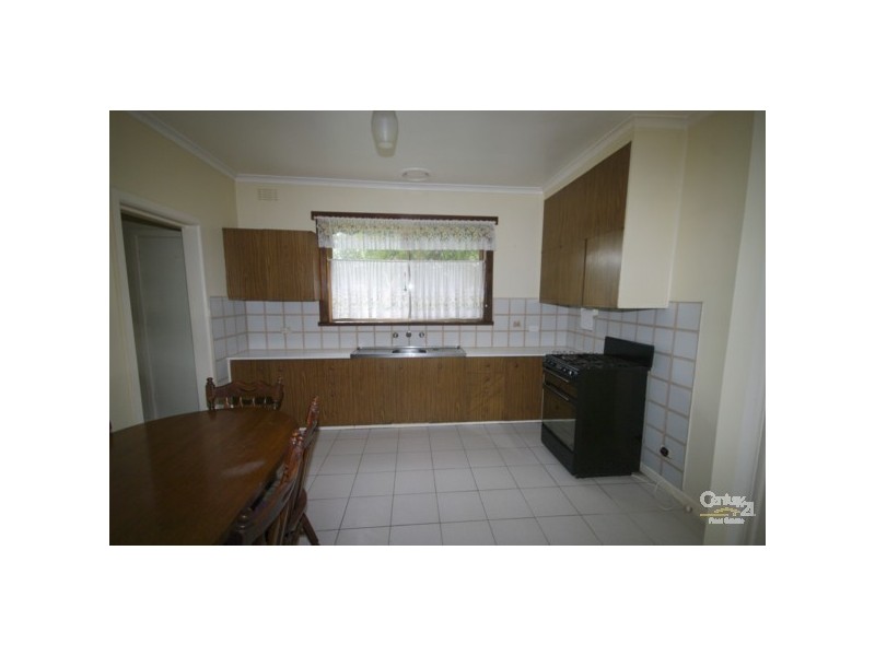 2 Harvey Court, Cheltenham VIC 3192