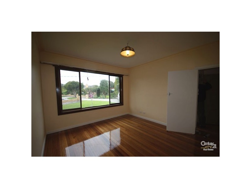 2 Harvey Court, Cheltenham VIC 3192