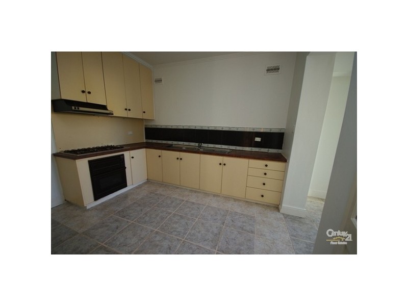 15 Quinns Road, Bentleigh East VIC 3165