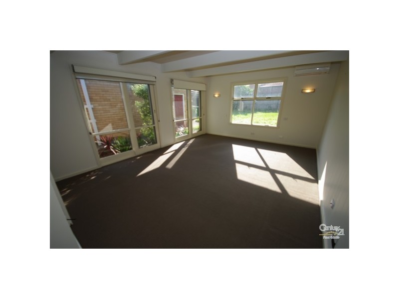 4 Browns Road, Bentleigh East VIC 3165