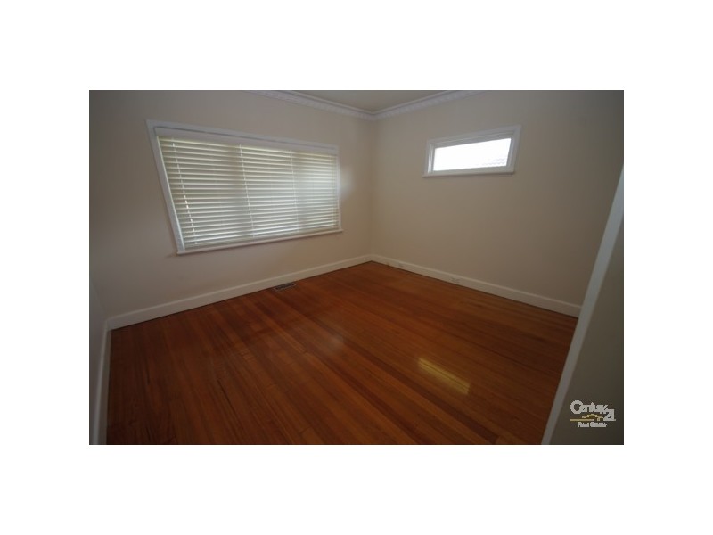 4 Browns Road, Bentleigh East VIC 3165