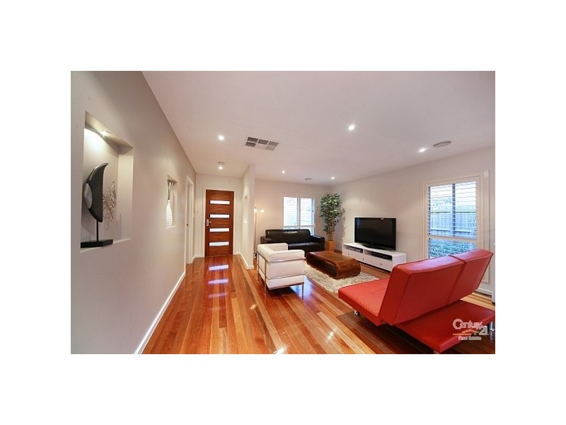 2/58 Barrington Street, Bentleigh East VIC 3165