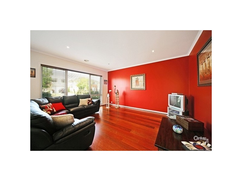 53 St Andrews Drive, Heatherton VIC 3202