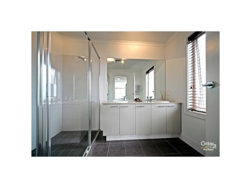53 St Andrews Drive, Heatherton VIC 3202
