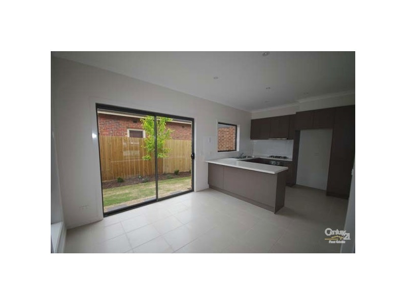 2/1 Barry Street, Bentleigh VIC 3204