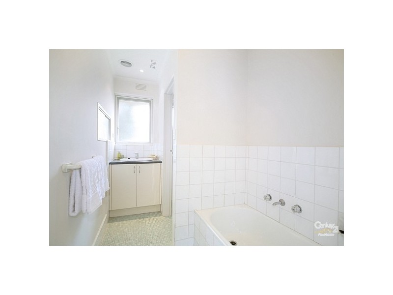 2/16 Argyle Street, Bentleigh East VIC 3165