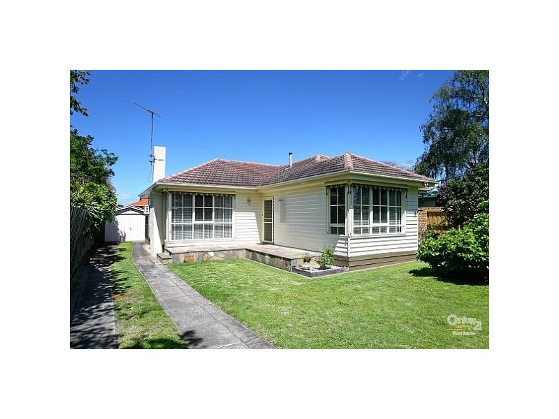 18 Cox Street, Cheltenham VIC 3192