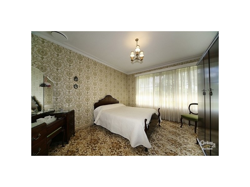 18 Cox Street, Cheltenham VIC 3192