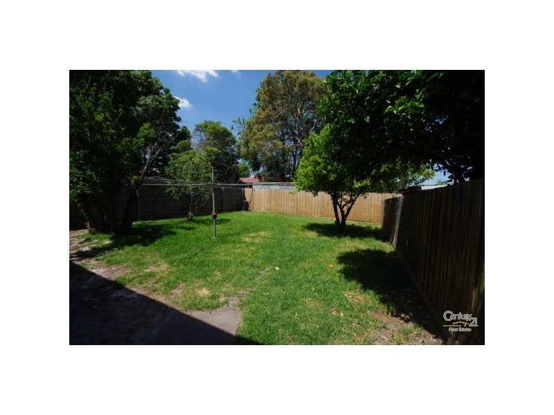 174 McKinnon Road, Mckinnon VIC 3204