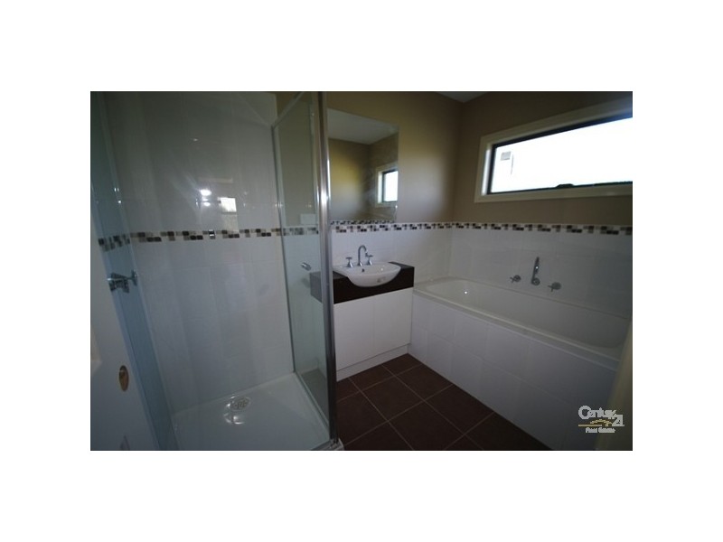 24 Goodrich Street, Bentleigh East VIC 3165